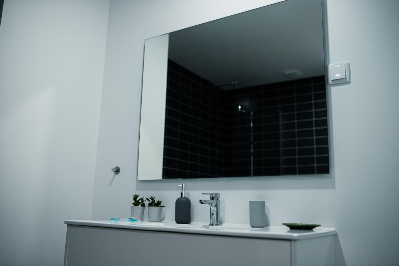 Swordfish Sea View Apartment Пениш Екстериор снимка